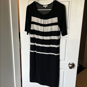 Black and Cream Sheath Midi Dress with 3/4 Sleeves